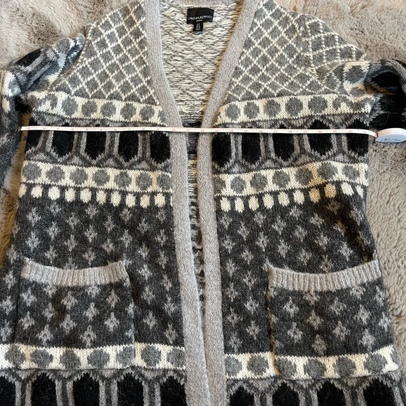 Long Grey Patterned Cardigan - Picture 9 of 9